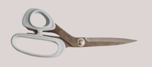 Fabric Shears: Should You Purchase a Mail-In Kit or Use Your Own Box?